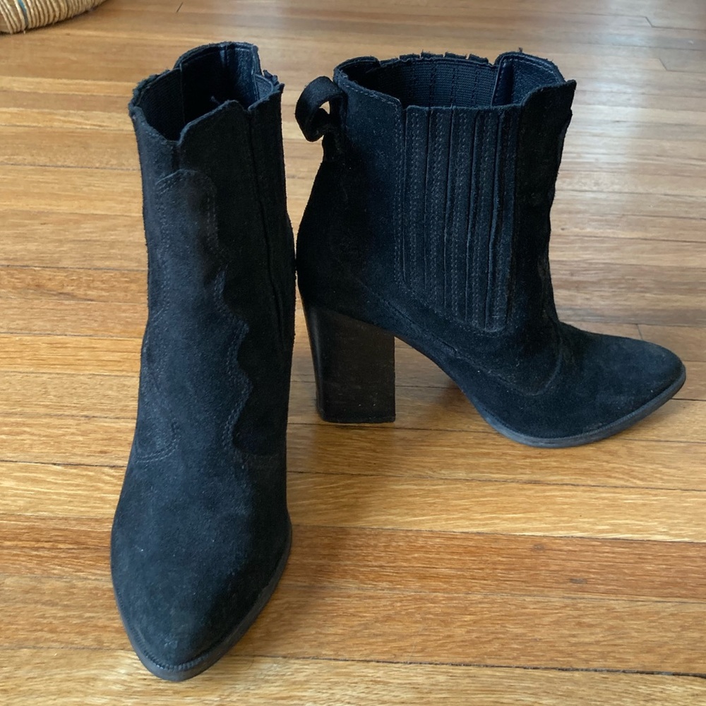 Dolce Vita Western Style Suede Booties